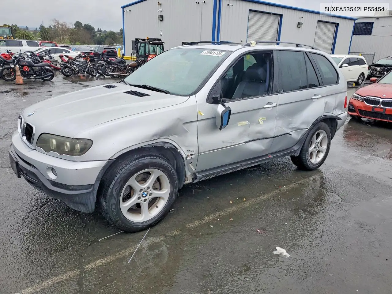 2002 BMW X5 3.0I