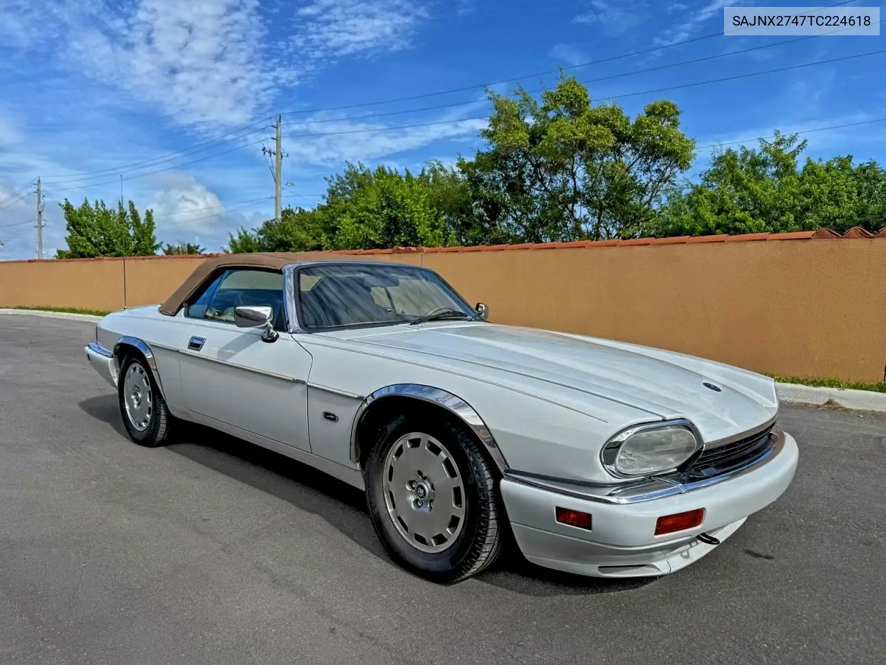 SAJNX2747TC224618