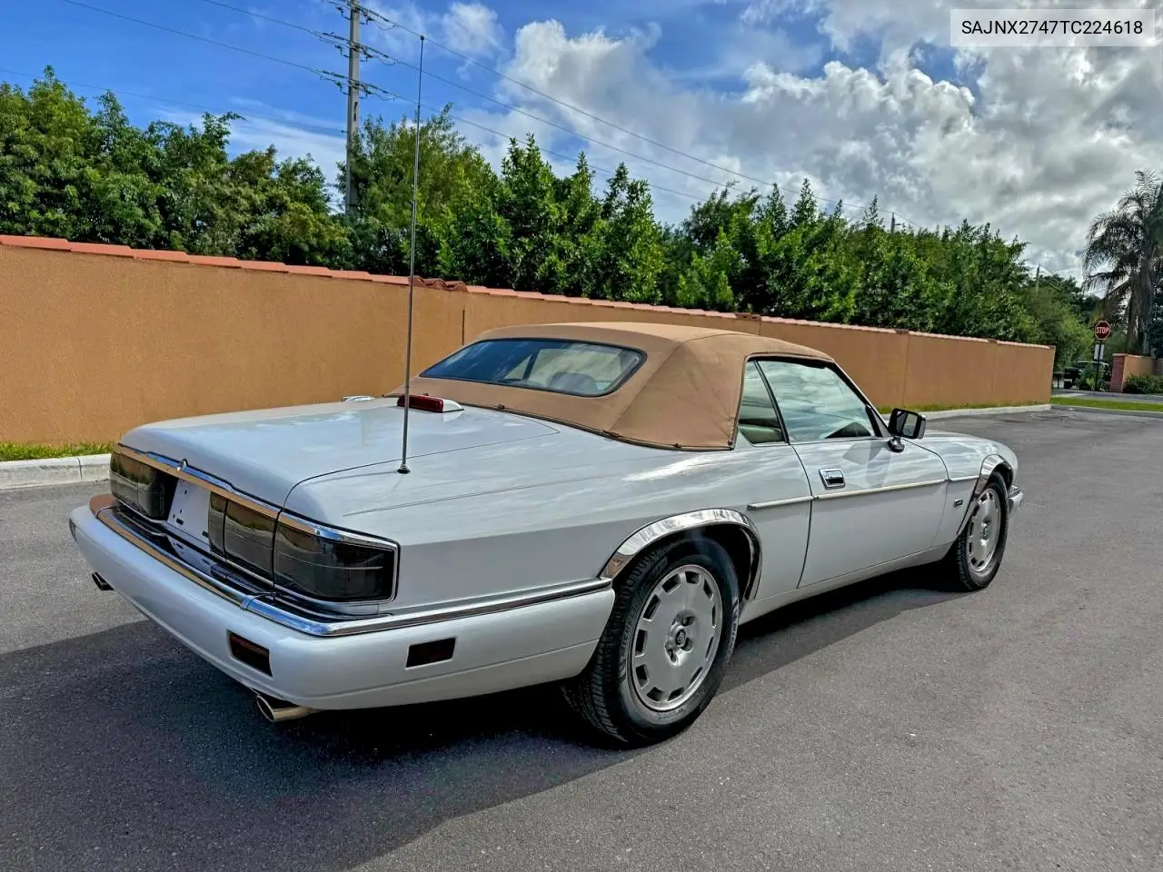 SAJNX2747TC224618
