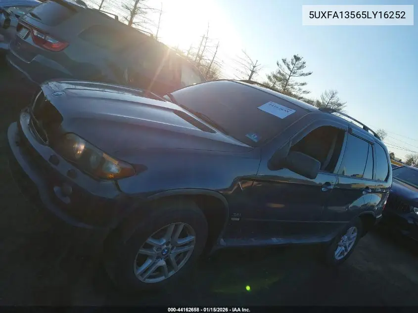 2005 BMW X5 3.0I