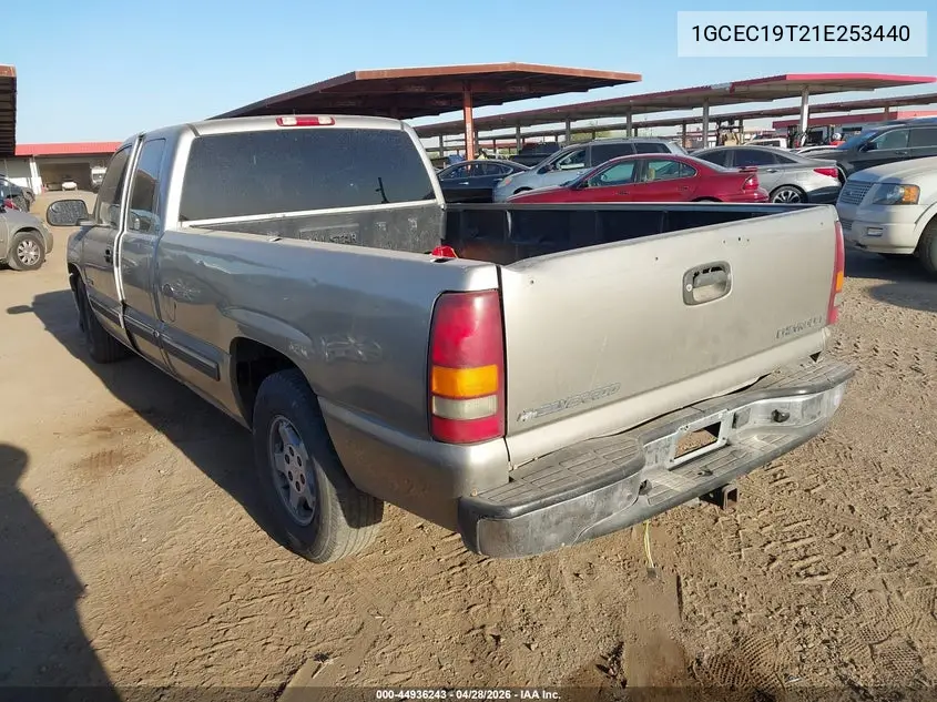 1GCEC19T21E253440